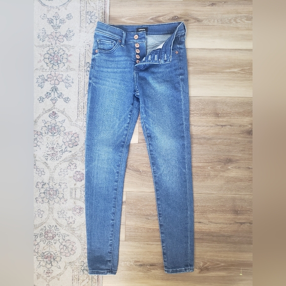 Express Skinny Jeans - Picture 5 of 6